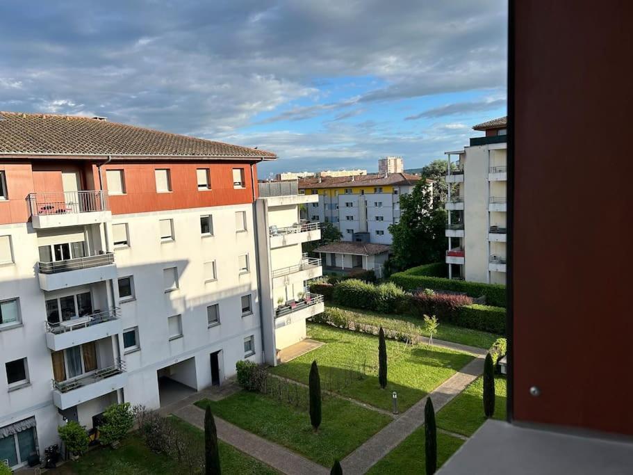 Appartement Cosy Agen Centre Avec Lit King Size Esterno foto